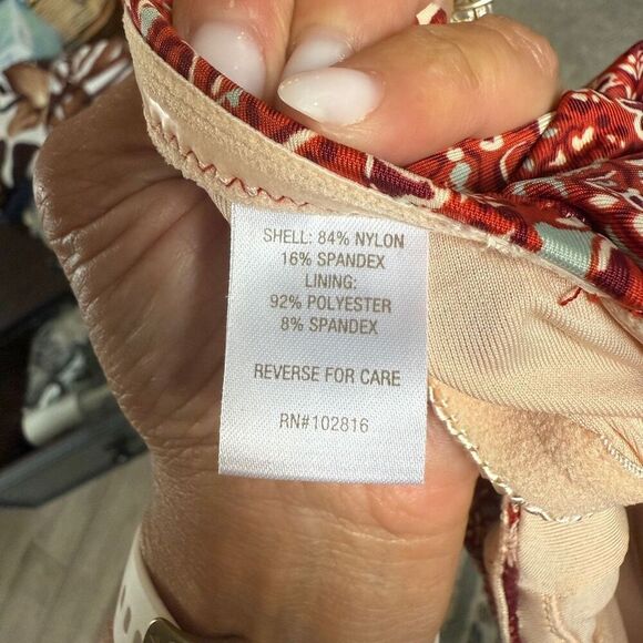 Garnet Hill One Piece Ruched Swimsuit 6 - Picture 4 of 10